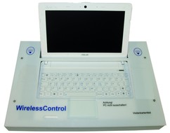 Stanice WirelessControl v kompaktnm proveden s Netbookem; bezdrtov sprva nouzovho osvtlen a centrum pro vizualizaci