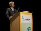 Chris Huhne na konferenci RenewableUK