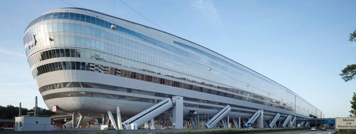 Vkov budova naleato – The Squaire je jedna z nejmodernjch budov Evropy