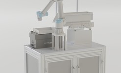 Kolaborativn robot Universal Robots v kombinaci s flexibilnm vibranm podavaem Asycube a kamerou