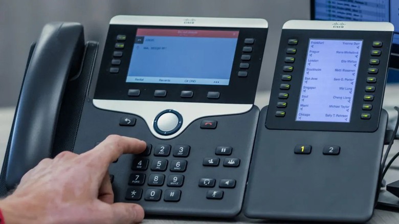 Virtuální ústředna jako služba: moderní firemní telefonie bez investic