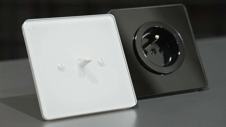 Z kulatého „rohaté“ - nová kolekce domovní elektroinstalace NEXA QUADRO